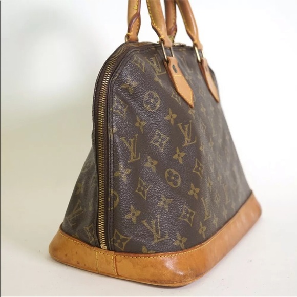 Louis Vuitton Alma - Picture 8 of 12